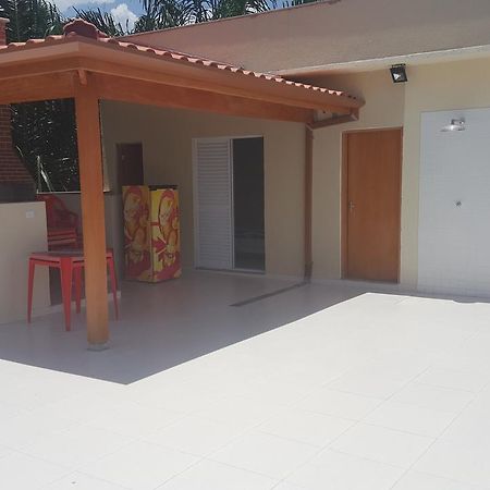 Condominio Newton Ximenes 30 Metros Da Praia อูบาตูบา ภายนอก รูปภาพ